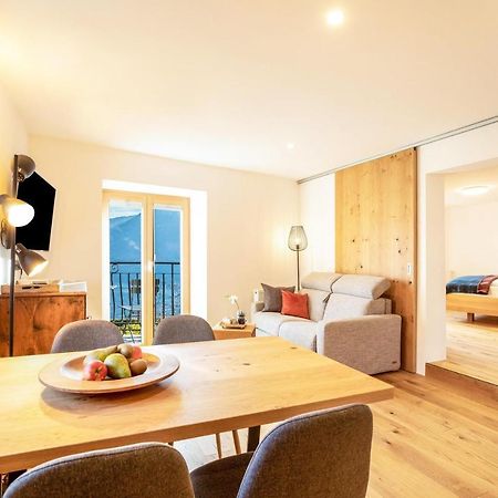 Brantenhof Ferienwohnung Vinea Кортачча-сулла-Страда-дель-Віно Екстер'єр фото