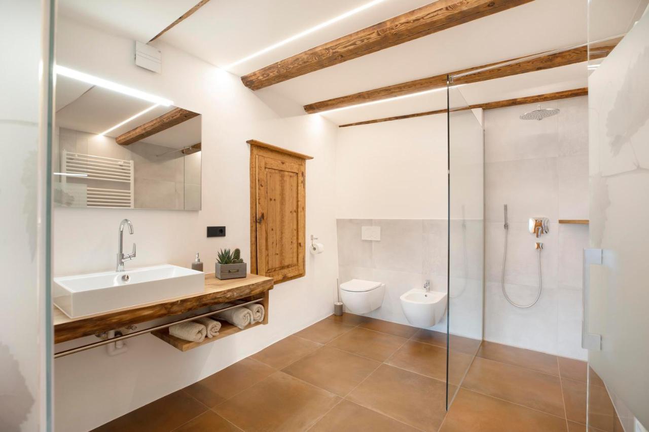 Brantenhof Ferienwohnung Vinea Кортачча-сулла-Страда-дель-Віно Екстер'єр фото