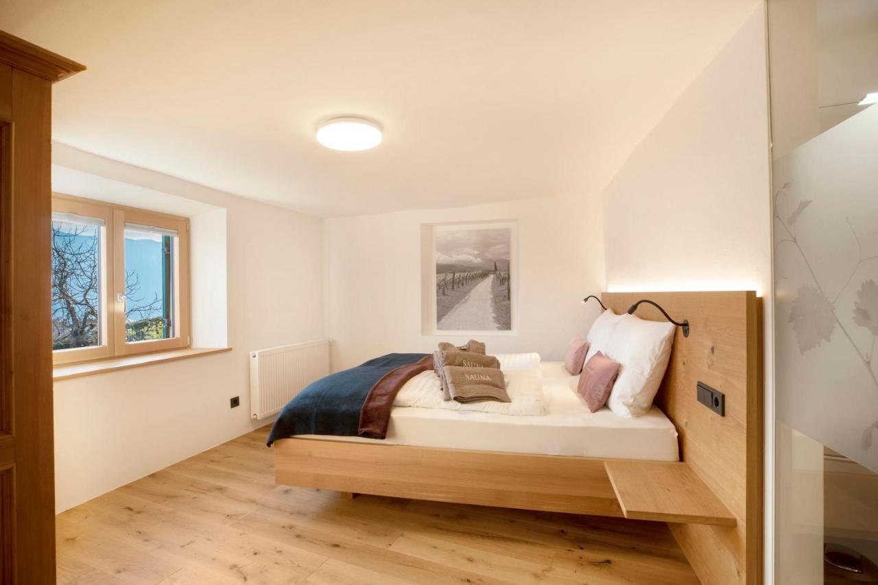 Brantenhof Ferienwohnung Vinea Кортачча-сулла-Страда-дель-Віно Екстер'єр фото